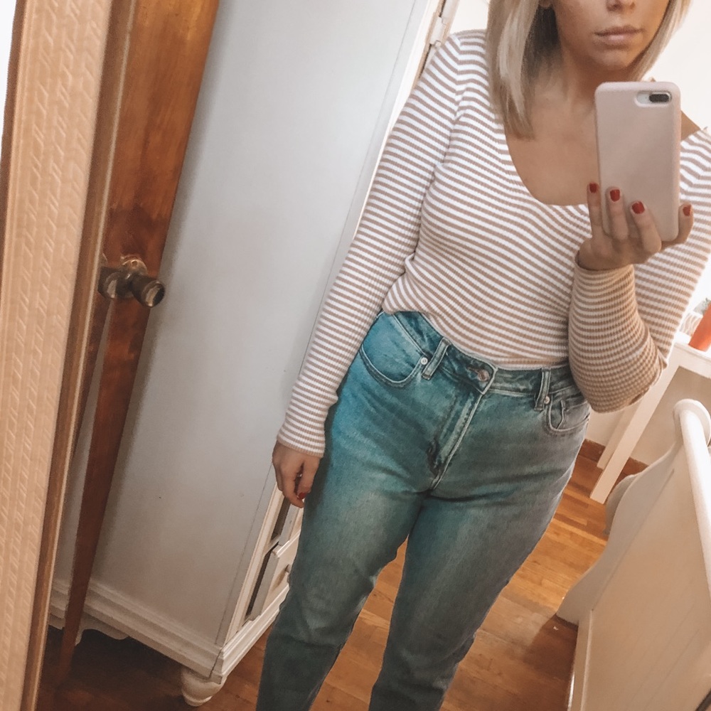 Cropped sweater